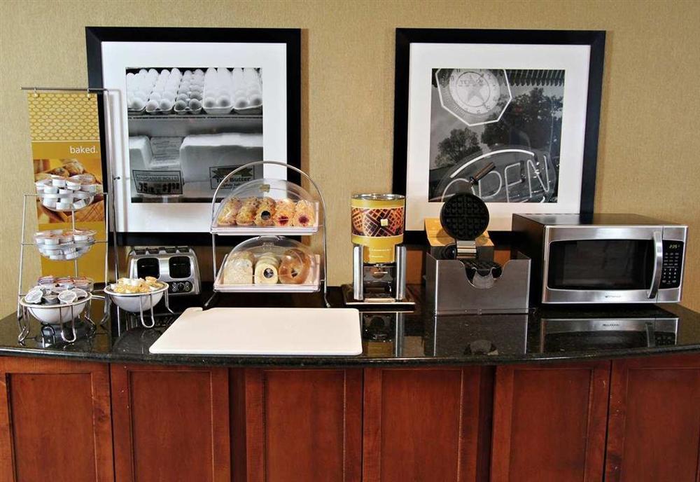 Hampton Inn & Suites Hopkinsville Restoran fotoğraf