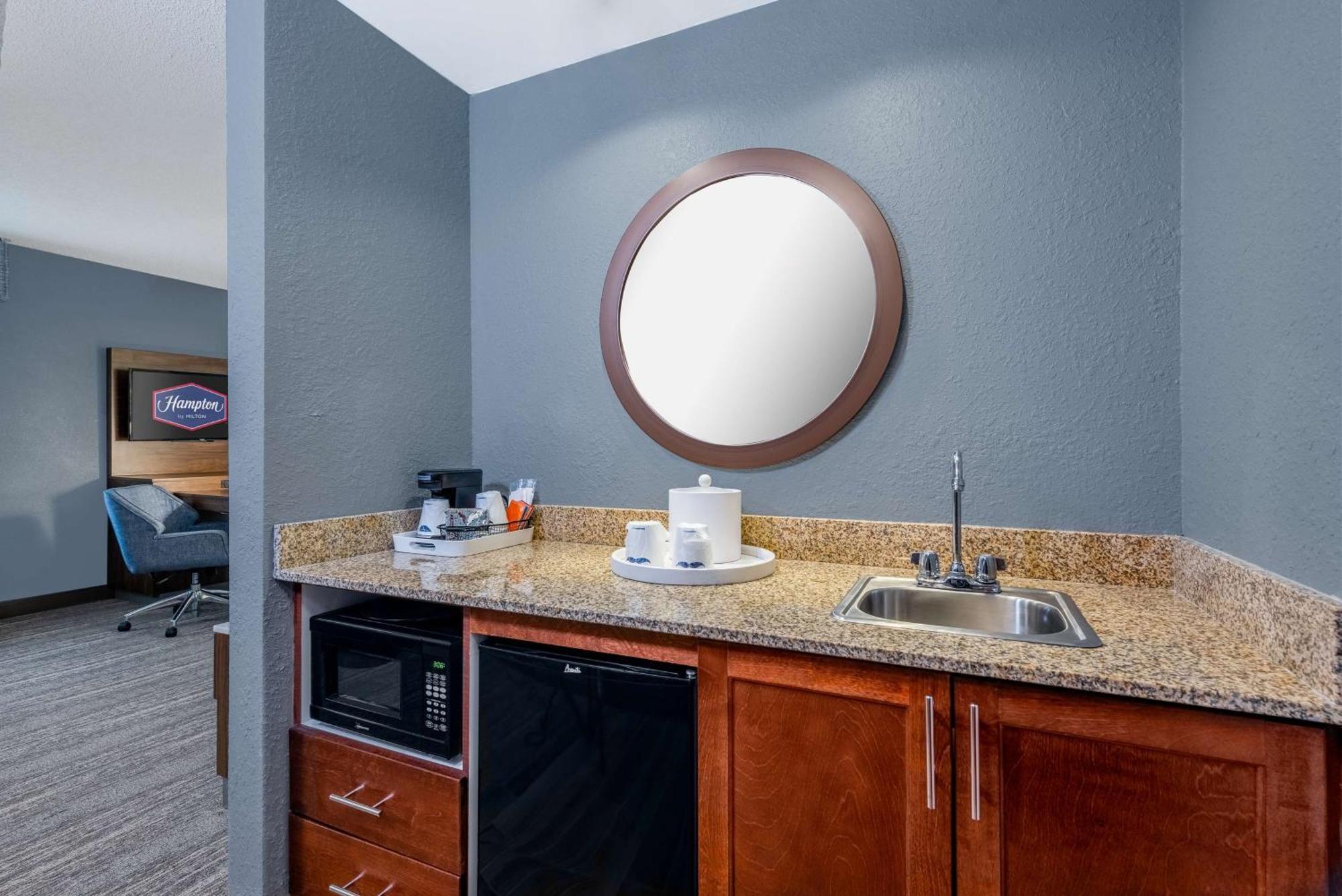 Hampton Inn & Suites Hopkinsville Dış mekan fotoğraf